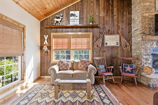 362 Nantahala Harbor Drive, Topton, NC 28781