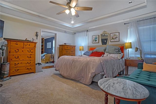 235 S Cumberland Avenue, Russellville, AR 72801