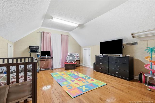 2107 Pinewood Terrace, Fayetteville, NC 28304
