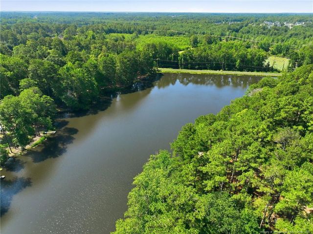 2107 Pinewood Terrace, Fayetteville, NC 28304
