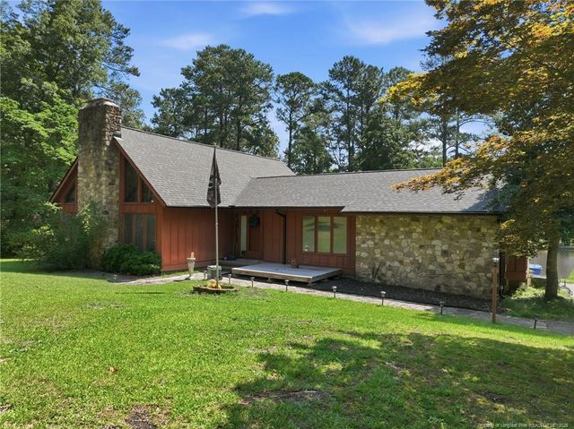 2107 Pinewood Terrace, Fayetteville, NC 28304
