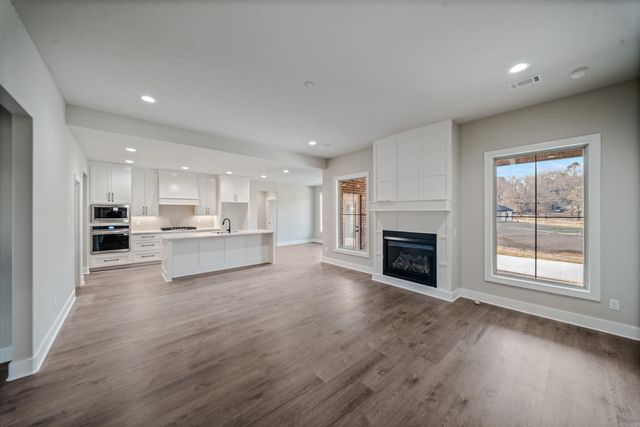 111 Harmony Village, Haskell, AR 72015