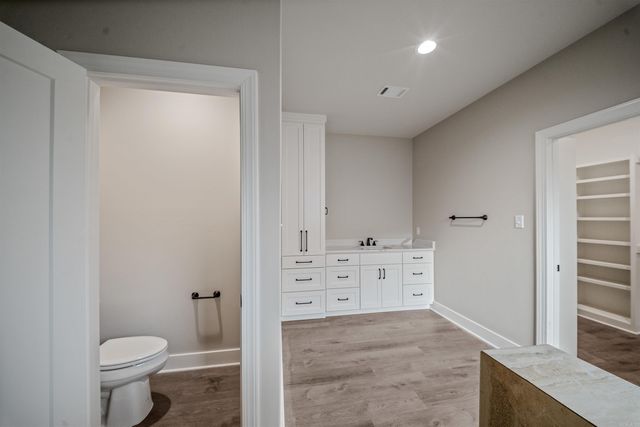 111 Harmony Village, Haskell, AR 72015