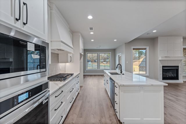 111 Harmony Village, Haskell, AR 72015