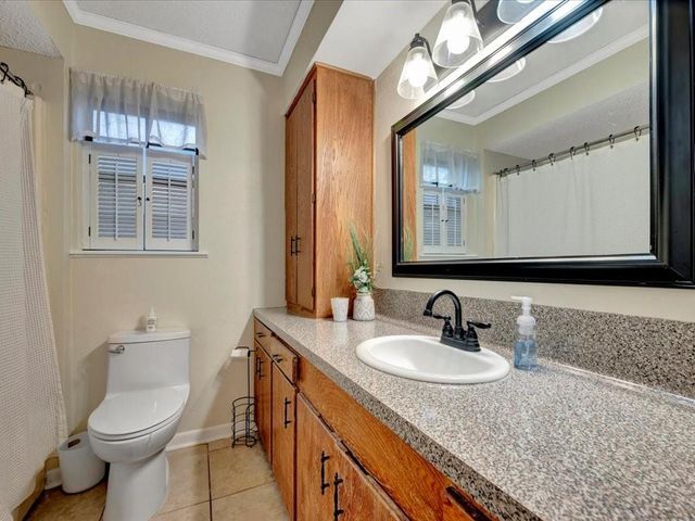 4 Rain Drop Drive, Lufkin, TX 75901