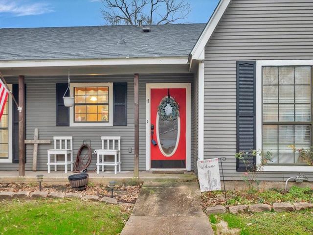 4 Rain Drop Drive, Lufkin, TX 75901