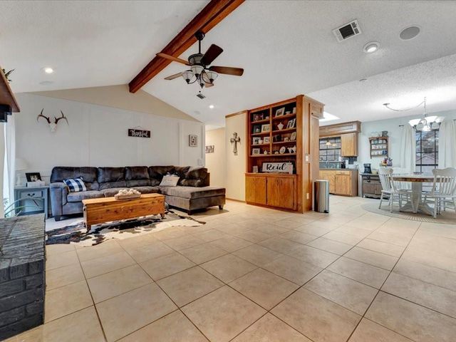 4 Rain Drop Drive, Lufkin, TX 75901
