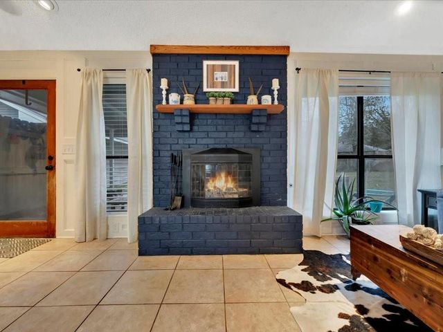 4 Rain Drop Drive, Lufkin, TX 75901