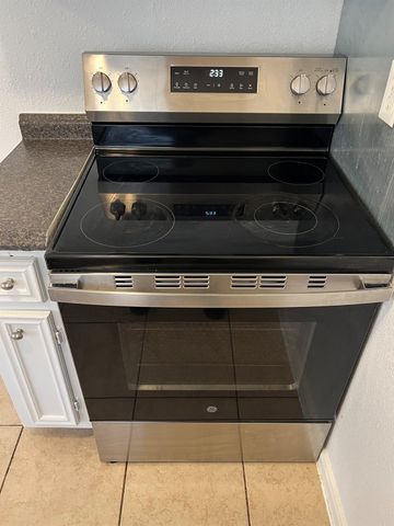 5136 Mallow Street B, Houston, TX 77033