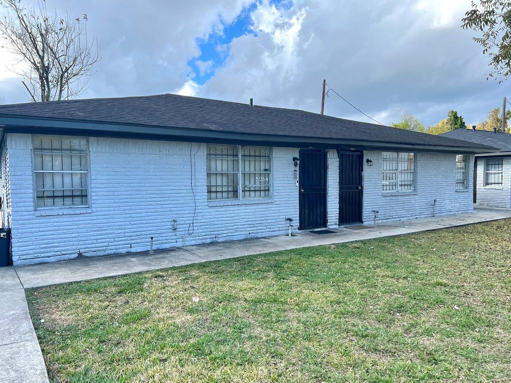 5136 Mallow Street B, Houston, TX 77033