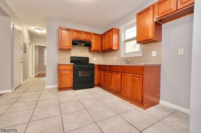 151 Vermont Ave, Newark City, NJ 07106