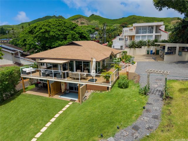 44-421 Kaneohe Bay Drive, Kaneohe, HI 96744