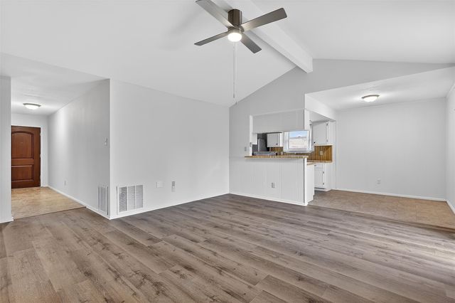 11807 S Ridgewood Circle, Houston, TX 77071