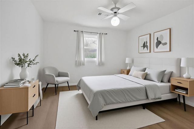 11807 S Ridgewood Circle, Houston, TX 77071