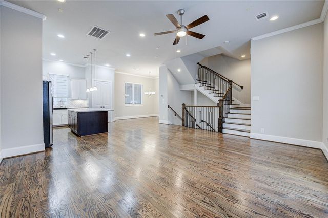 253 W 27th Street, Houston, TX 77008