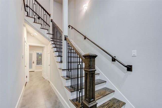 253 W 27th Street, Houston, TX 77008