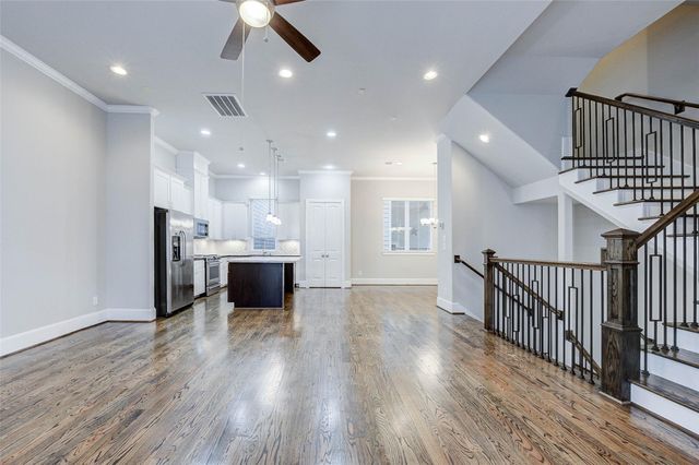 253 W 27th Street, Houston, TX 77008