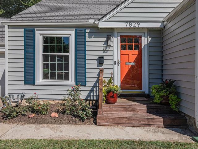 7829 Jefferson Street, Kansas City, MO 64114