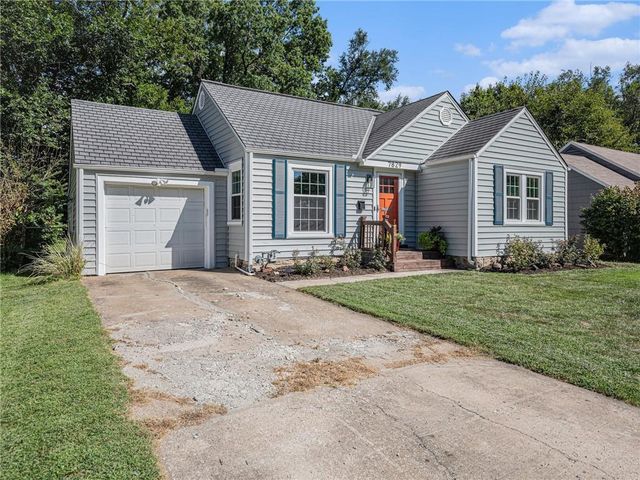 7829 Jefferson Street, Kansas City, MO 64114