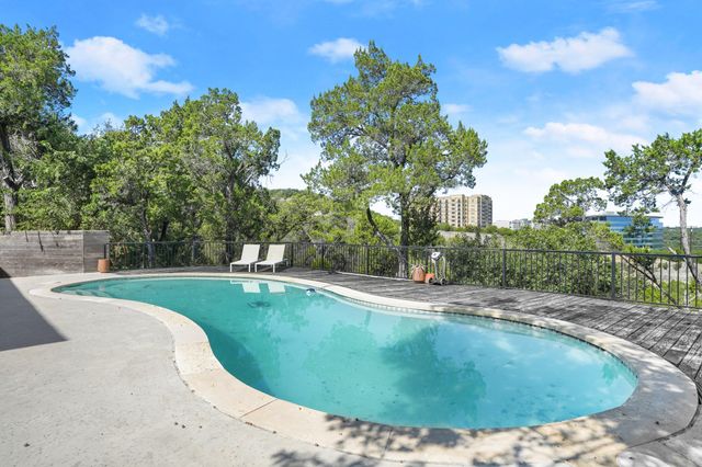 1703 Yaupon Valley RD, West Lake Hills, TX 78746