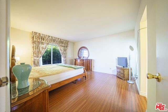 10228 Hanna Avenue, Chatsworth, CA 91311