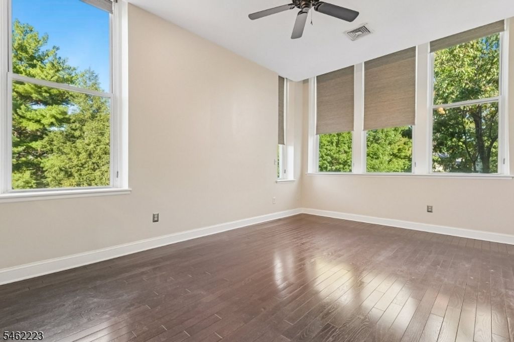 201 S 2nd Ave Unit 26 26, Highland Park Boro, NJ 08904 — photo 5