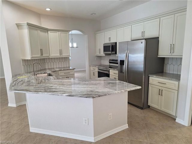 12899 Stone Tower LOOP, Fort Myers, FL 33913