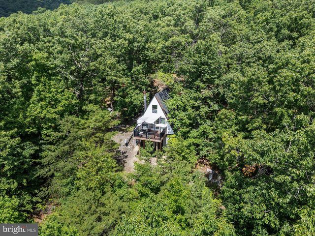 403 STAG TRL, Winchester, VA 22602