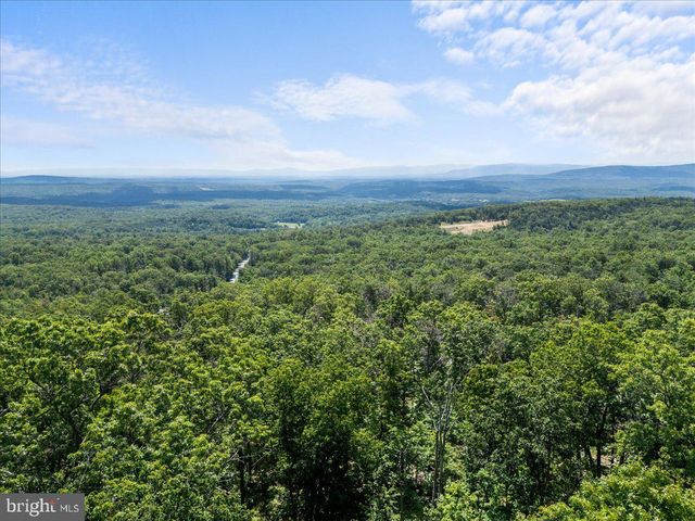 403 STAG TRL, Winchester, VA 22602