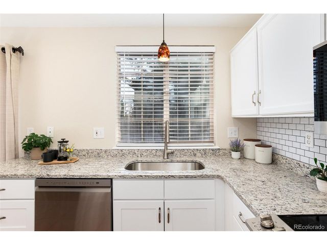 8596 W Teton Ave, Littleton, CO 80128