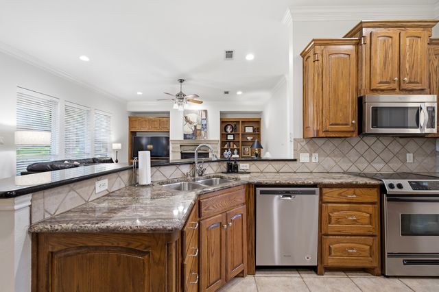 710 Knott Court, Euless, TX 76039
