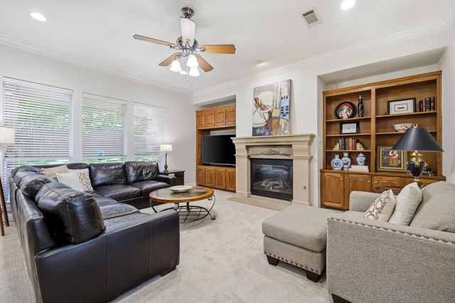 710 Knott Court, Euless, TX 76039