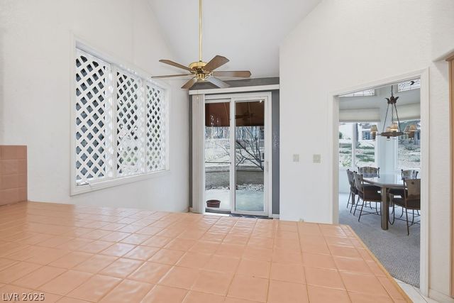 8236 Round Hills Circle, Las Vegas, NV 89113