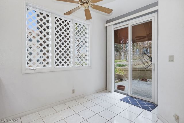 8236 Round Hills Circle, Las Vegas, NV 89113