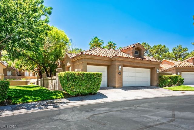 8236 Round Hills Circle, Las Vegas, NV 89113