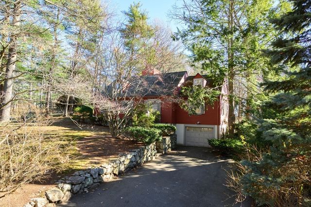 57 Columbine Rd, Milton, MA 02186
