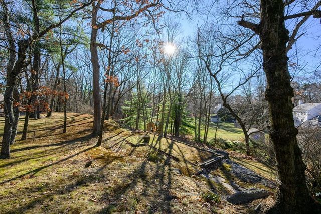 57 Columbine Rd, Milton, MA 02186