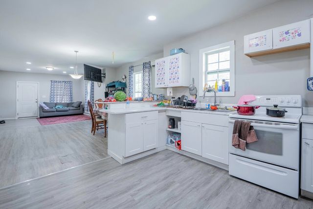 2112 E 18th Street, Chattanooga, TN 37404