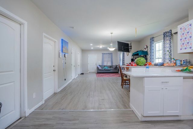 2112 E 18th Street, Chattanooga, TN 37404