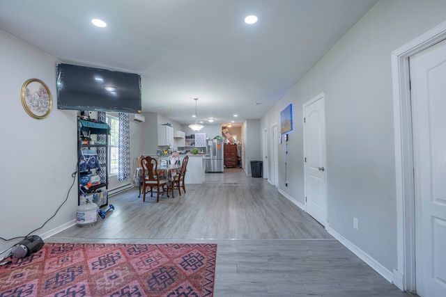 2112 E 18th Street, Chattanooga, TN 37404
