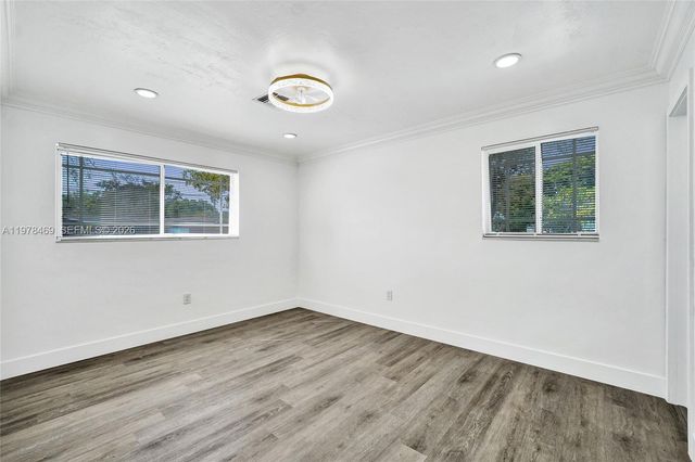 4861 NW 5th St, Plantation, FL 33317