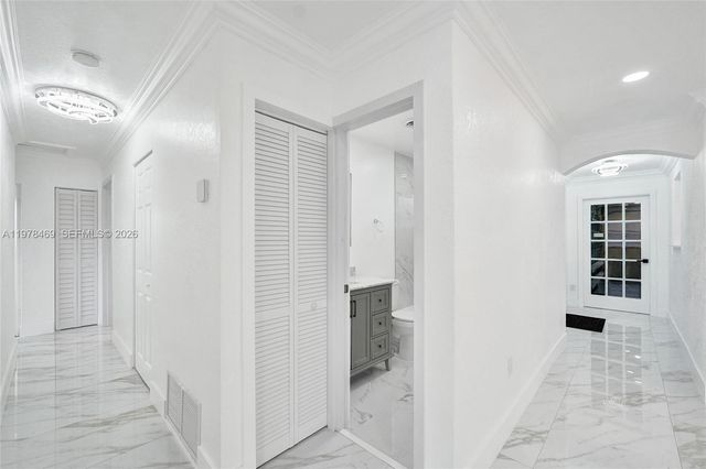 4861 NW 5th St, Plantation, FL 33317