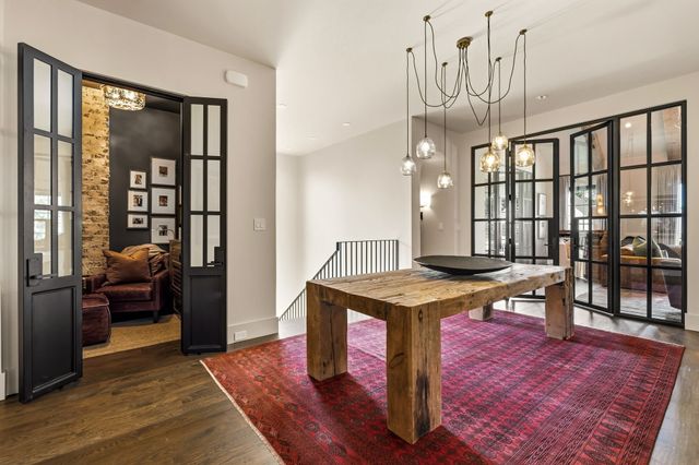 5107 Stanford Avenue, Dallas, TX 75209