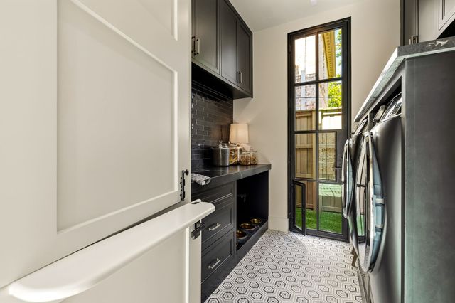 5107 Stanford Avenue, Dallas, TX 75209