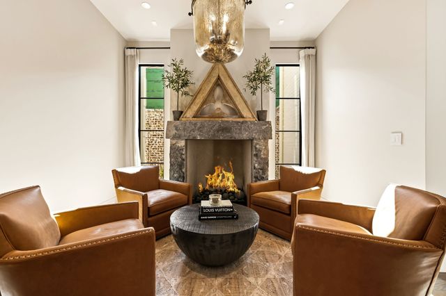 5107 Stanford Avenue, Dallas, TX 75209