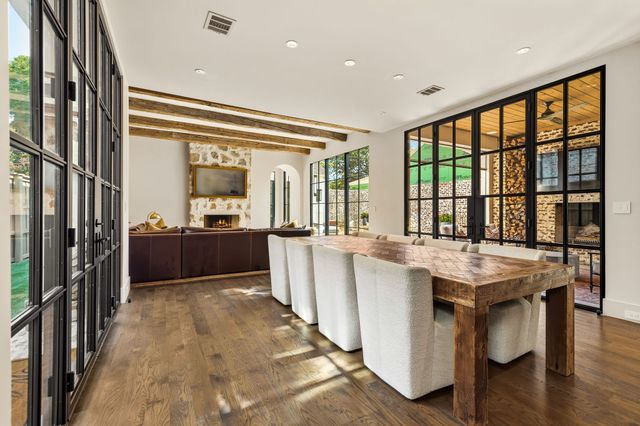 5107 Stanford Avenue, Dallas, TX 75209