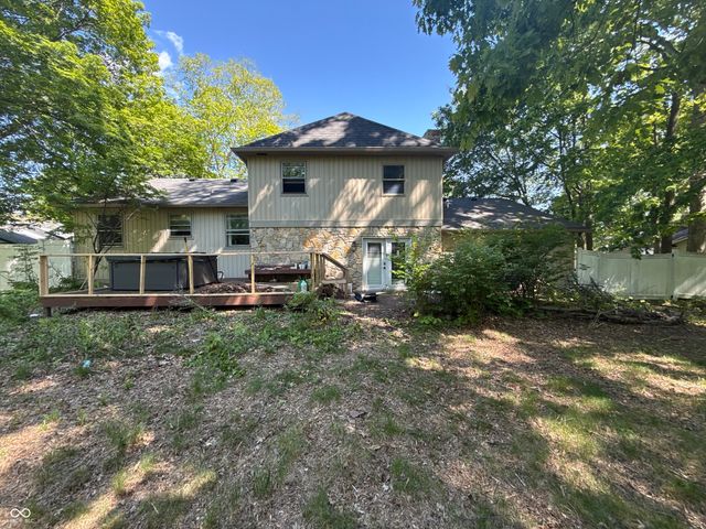10676 Oakwood Court, Carmel, IN 46033