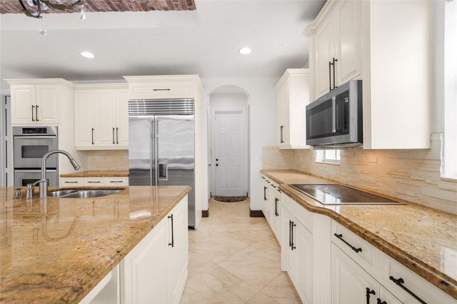 12334 NW 80th Place, Parkland, FL 33076