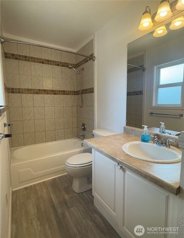 23341 SE 266th Street, Maple Valley, WA 98038