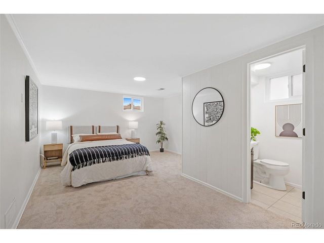 1020 S Vance St, Lakewood, CO 80226